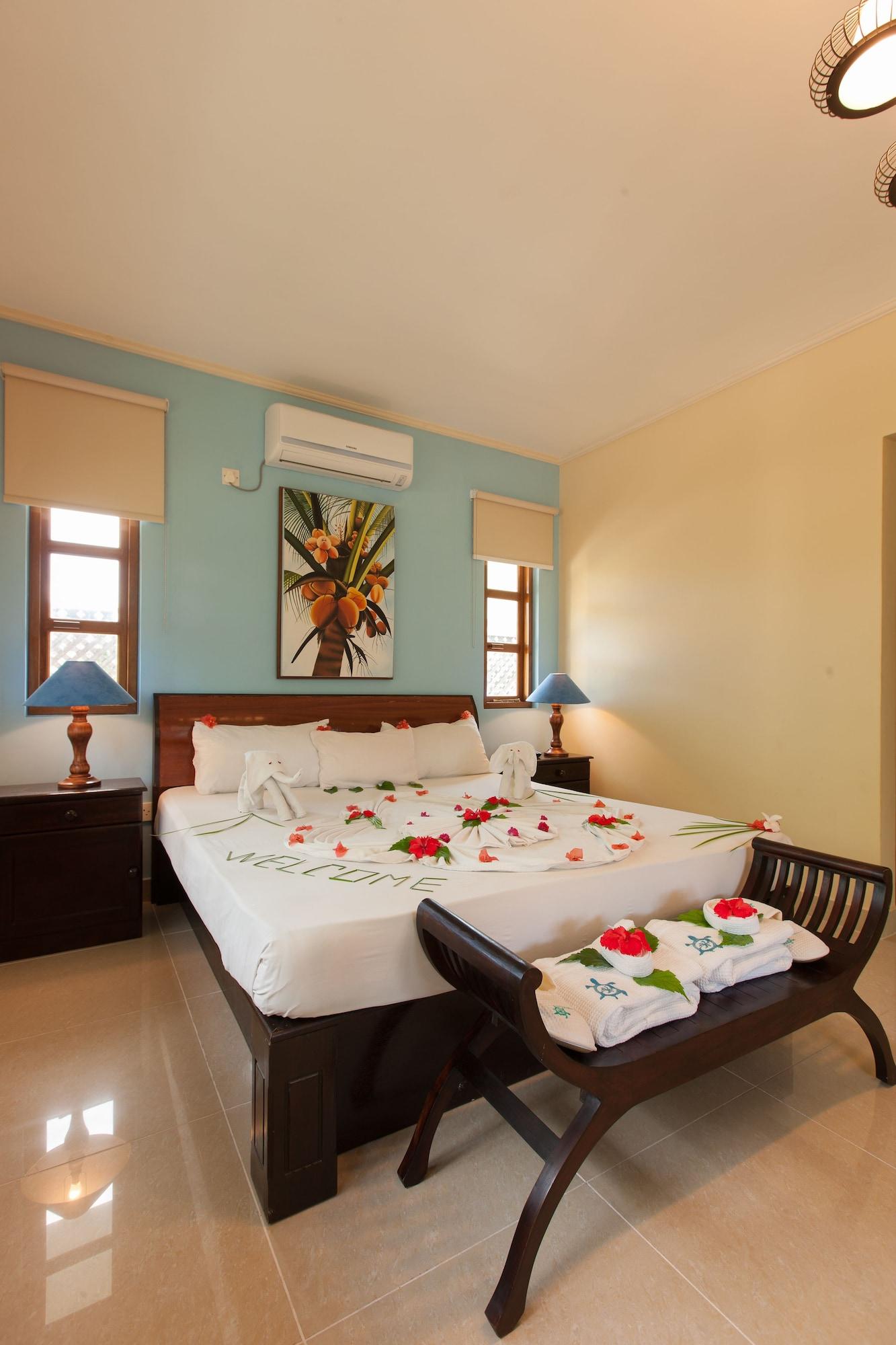 Le Relax Self Catering Apartment La Digue  Extérieur photo