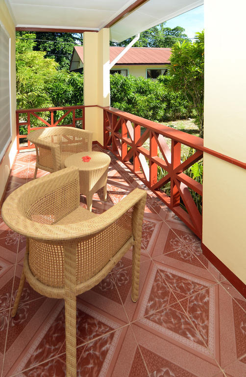 Le Relax Self Catering Apartment La Digue  Extérieur photo