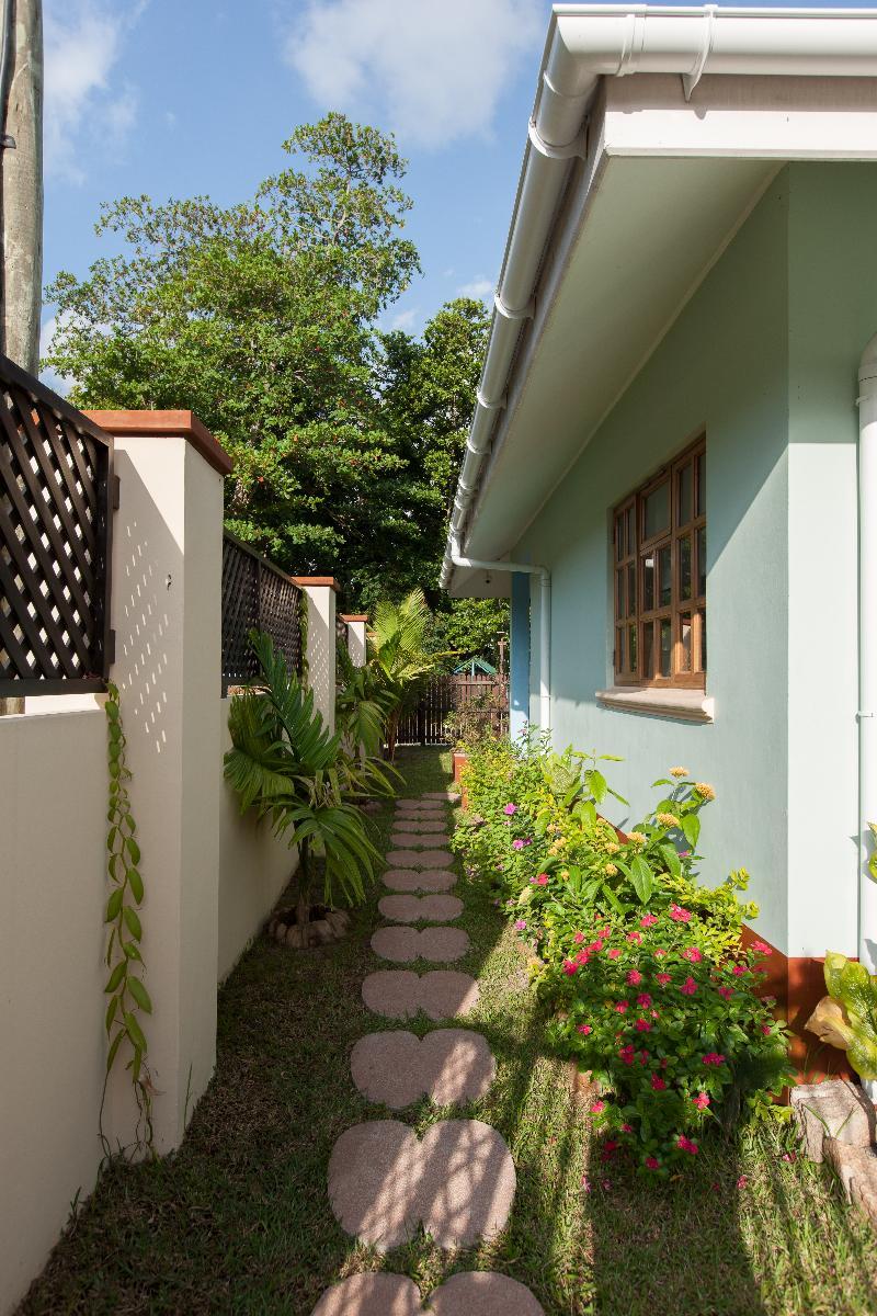 Le Relax Self Catering Apartment La Digue  Extérieur photo